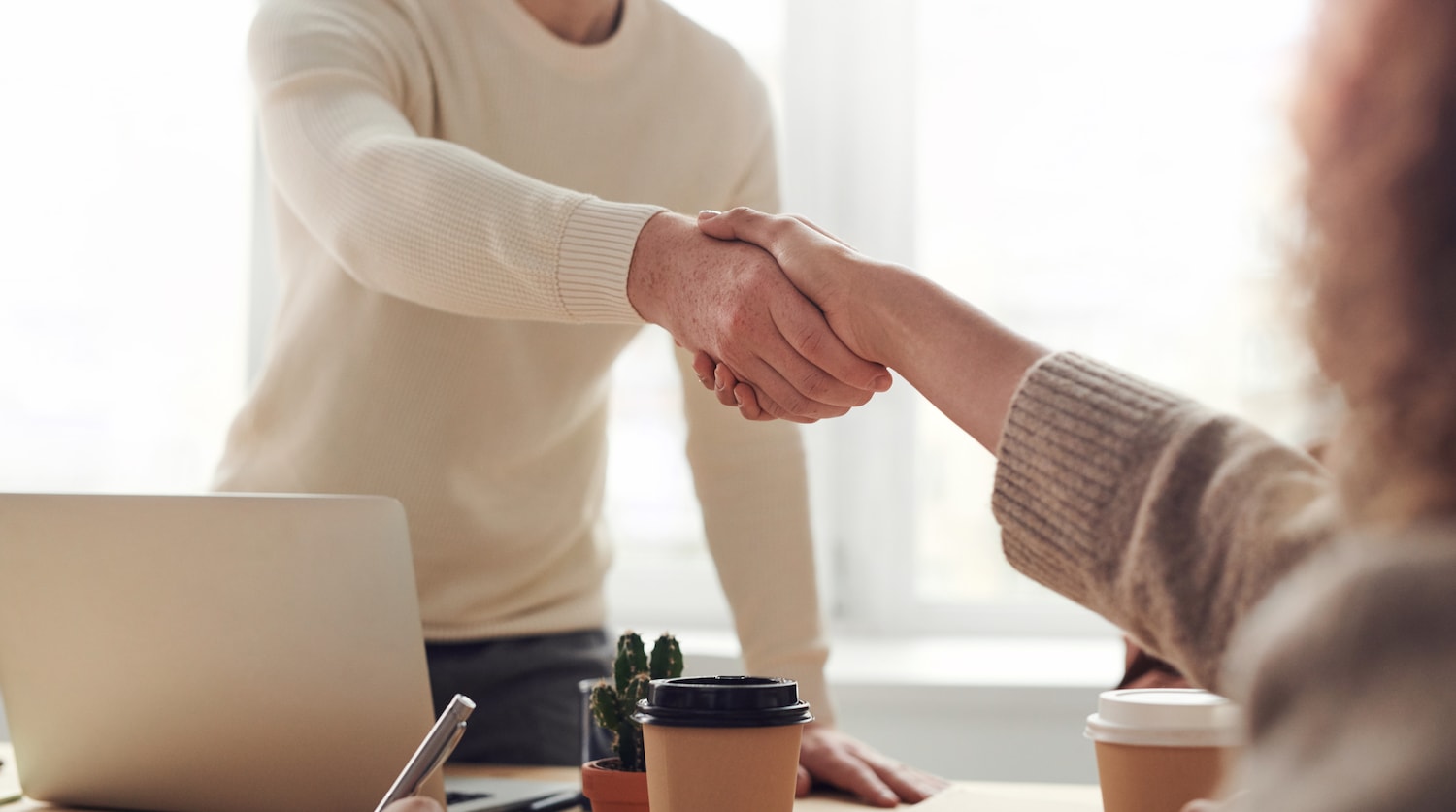 01-VH-Best-Sales-Enablement-Tools-hero.p